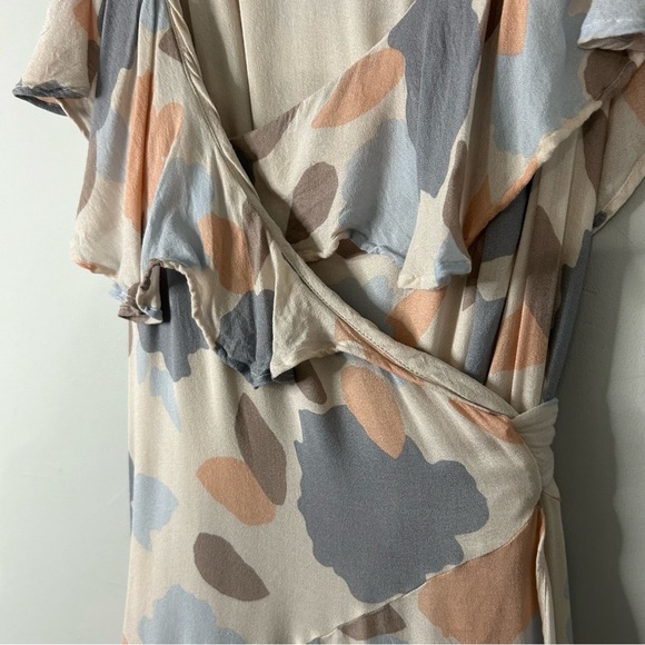 Free People Faye Printed Flowy Wrap Maxi Dress - Picture 6 of 6